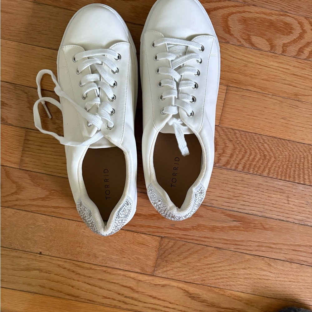 Torrid Cream Sneakers with Textured Soles